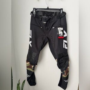 Fly Rayce Pant